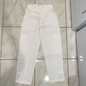 NWT Olivaceous White Cargo Baggy Pants Size M Womens​​​​​